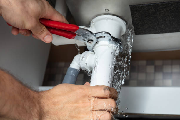 Best Emergency water damage restoration  in Independence, IA