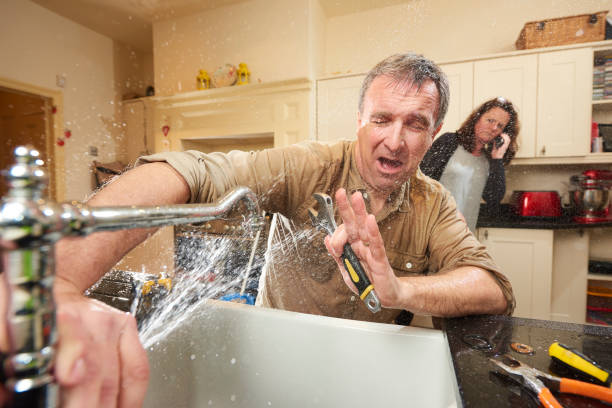 Best Water damage restoration near me  in Independence, IA